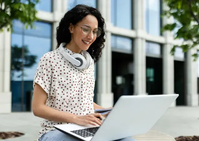 ¿Qué es mejor estudiar: virtual o presencial?